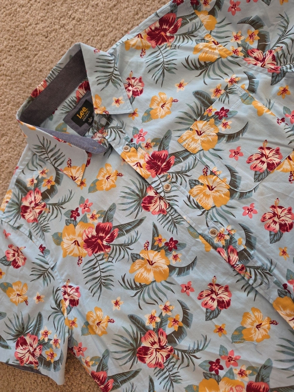 Lee Light Blue Hawaiian Floral Button-Down Shirt